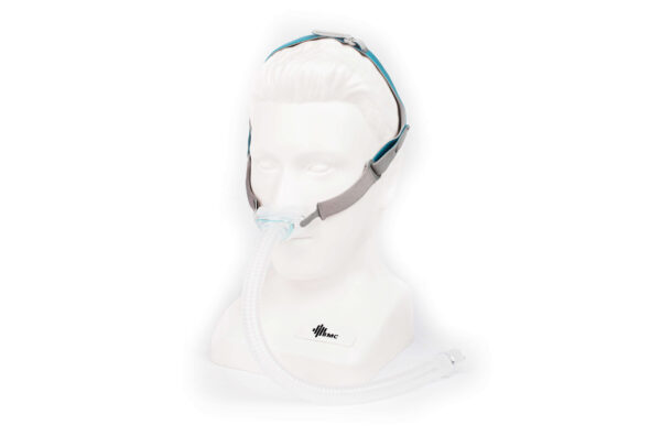 Masca nazala CPAP cu pernute, P6, BMC Medical pe manechin